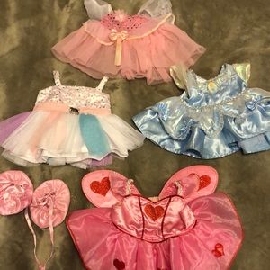 Build A Bear Clothes lot. Princess dresses and shoes. Cinderella, fairy, pink.